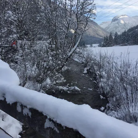 Knusperhauschen Sonnegg Horská chata
